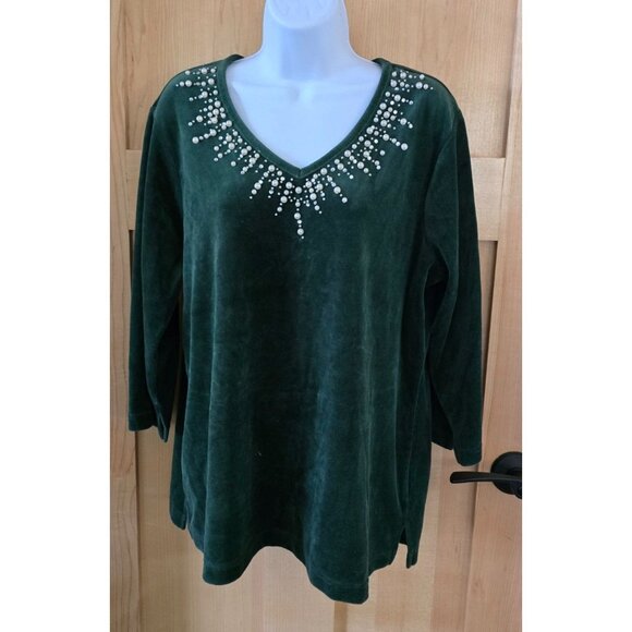 Quacker Factory Green Velvet Top With Pearl Accents bling holiday grannycore - Picture 4 of 6
